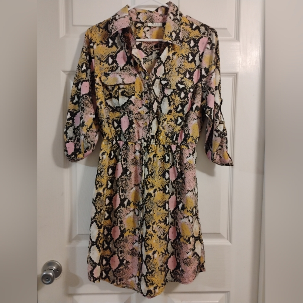 MPH Collection Size L Yellow and Pink Tie Front Mini Dress with Notched Collar